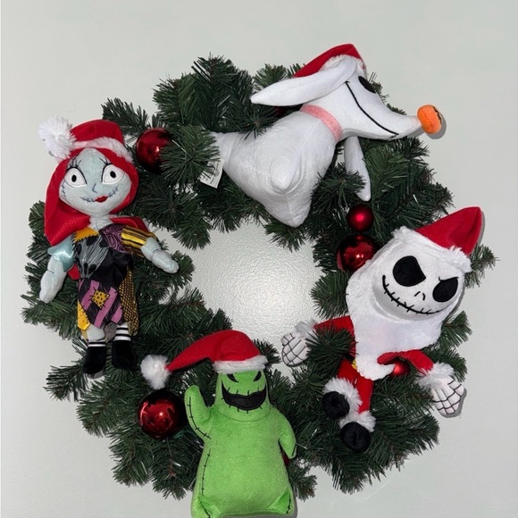 Nightmare Before Christmas Wreath and Train Set - Picture 2 of 8